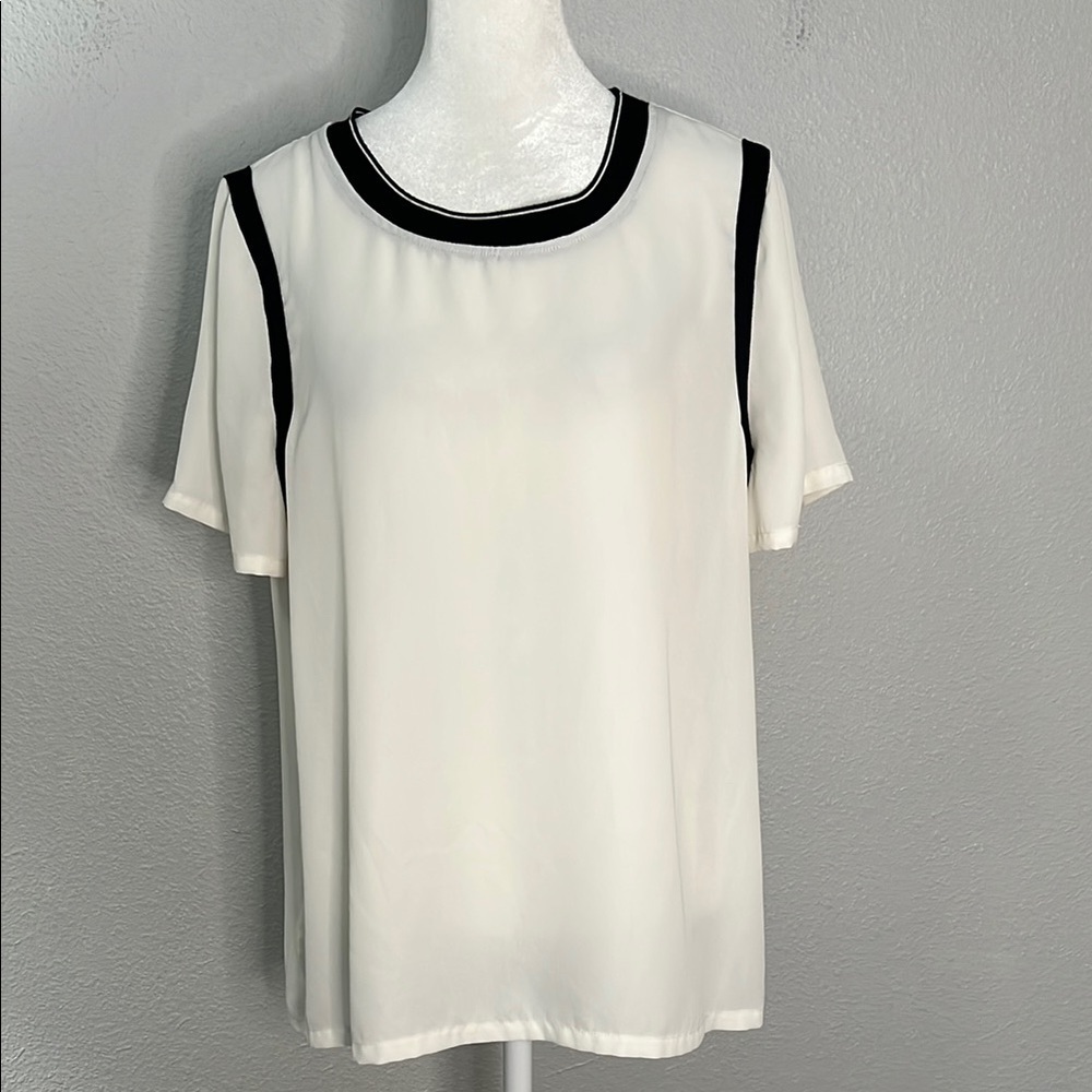 Banana Republic Contrast Collar Blouse Size Medium